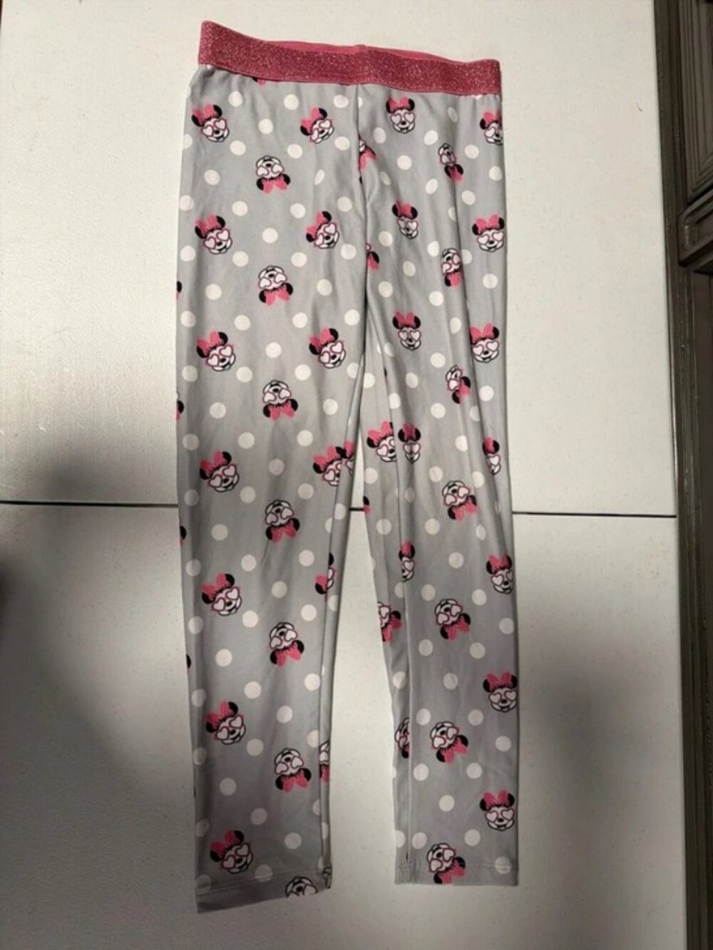 Little girls adorable buttery soft Disney Minnie Mouse leggings 7/8